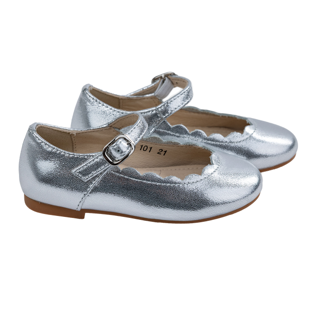 S101 - Silver Scalloped Marry Jane