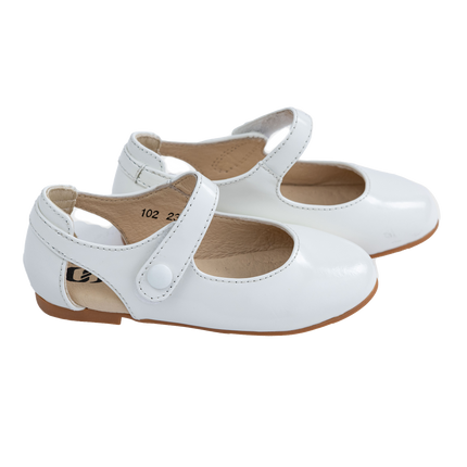 S102 - White Oiled Leather Marry Jane