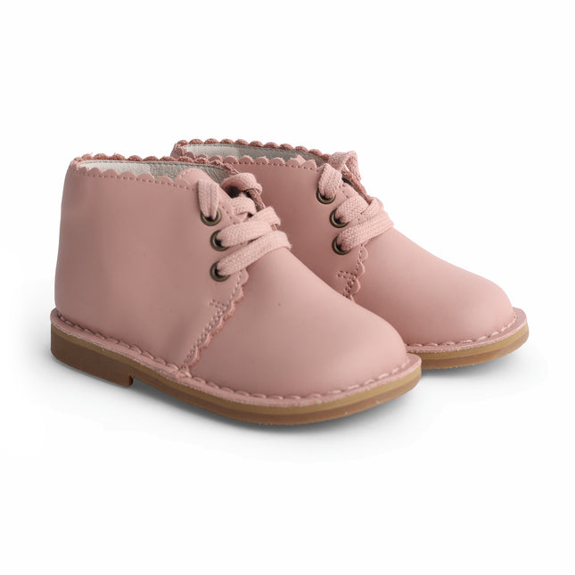 106 - Ponk Scalloped Leather Lace Shoe