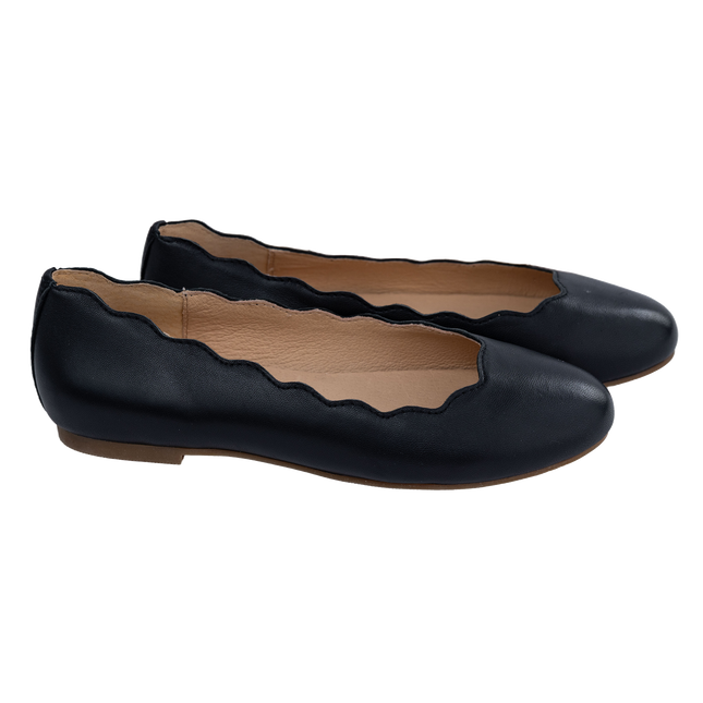 S207 - Black Leather Flats