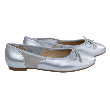 S208 - Silver Leather Flats