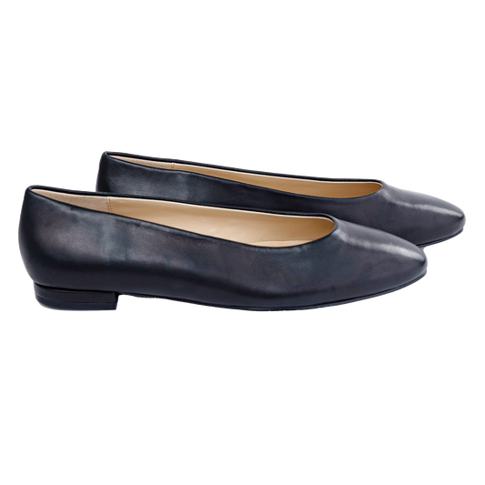 303 - Black Leather Flats