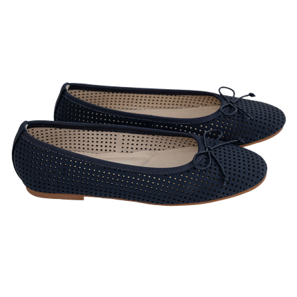 S306 - Black Nubuk Flats
