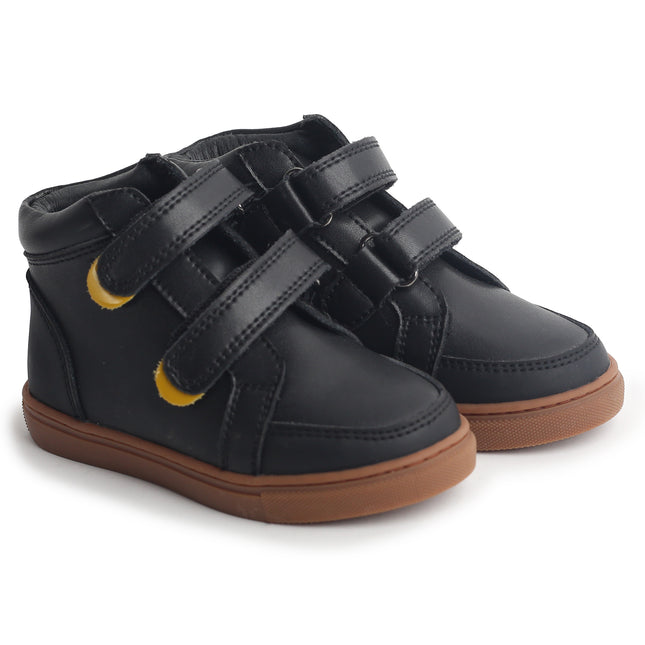 601 - Black Leather Velcro Shoe