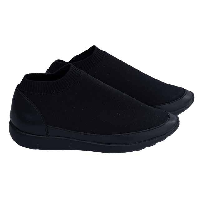 S710 - Black Flyknit Slip-on Sneaker