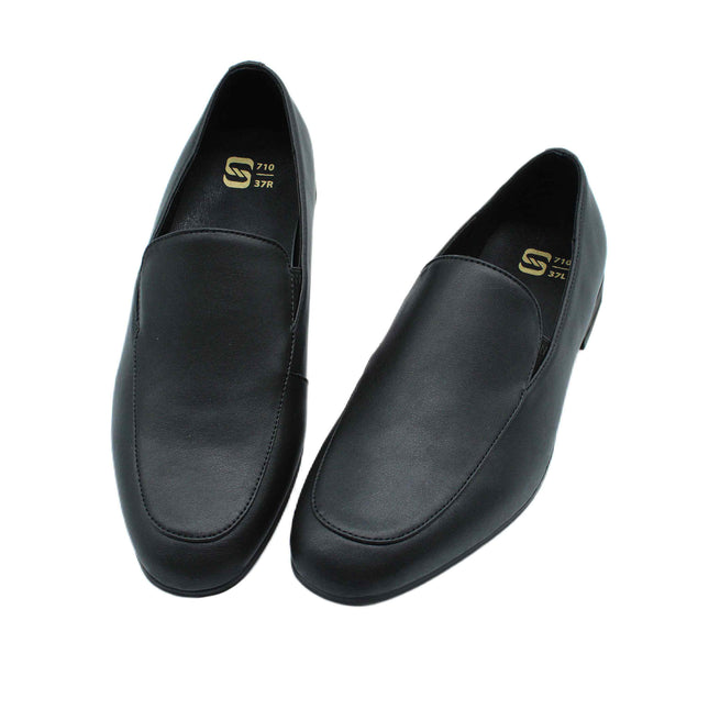 710 - Black Leather Step-in