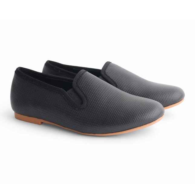 711 - Black Leather Grain Loafer