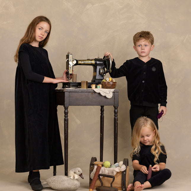 E30- Black Velour V-Neck Maxi Jumper